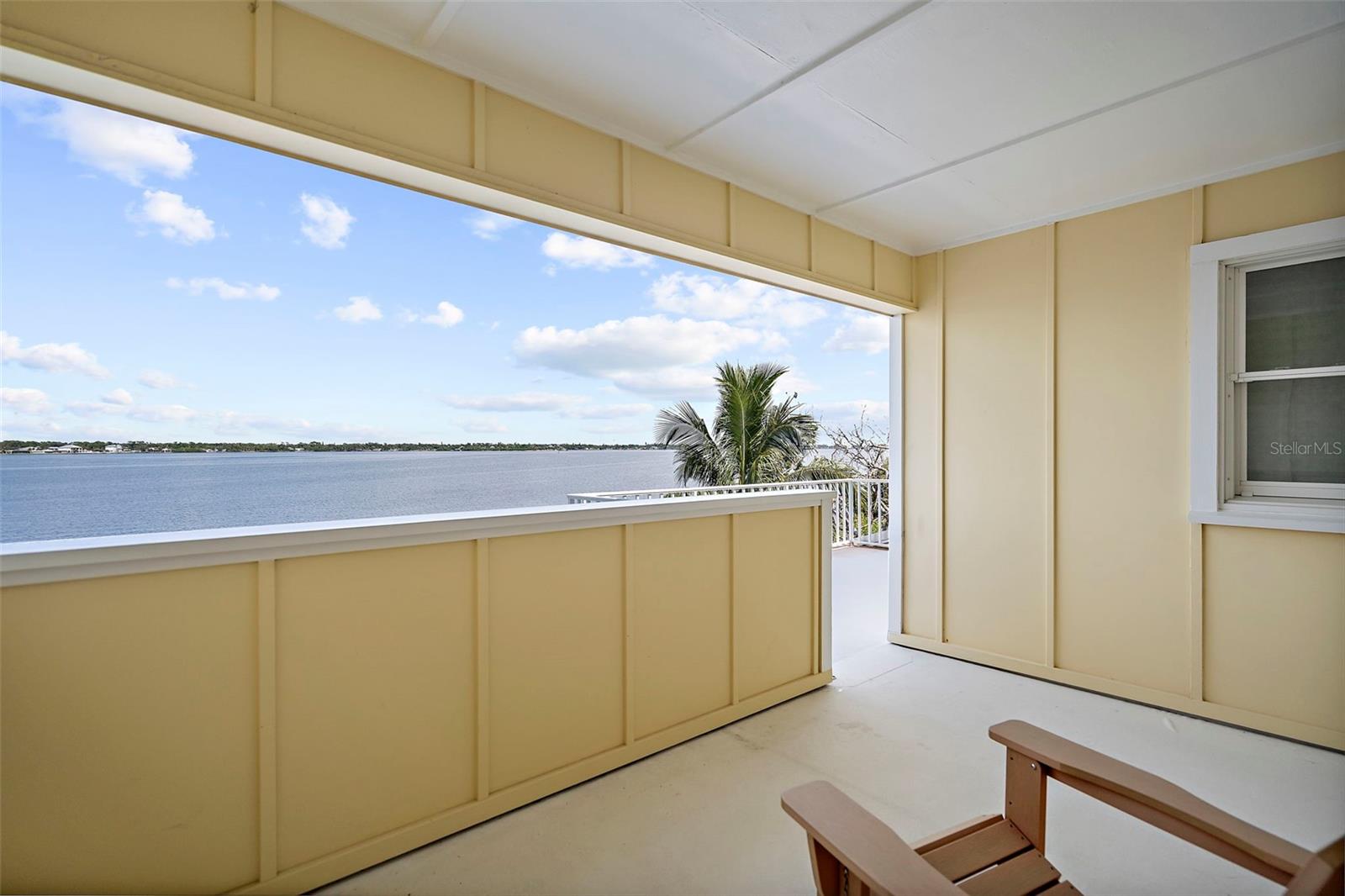 GALLEONS REACH - Residential