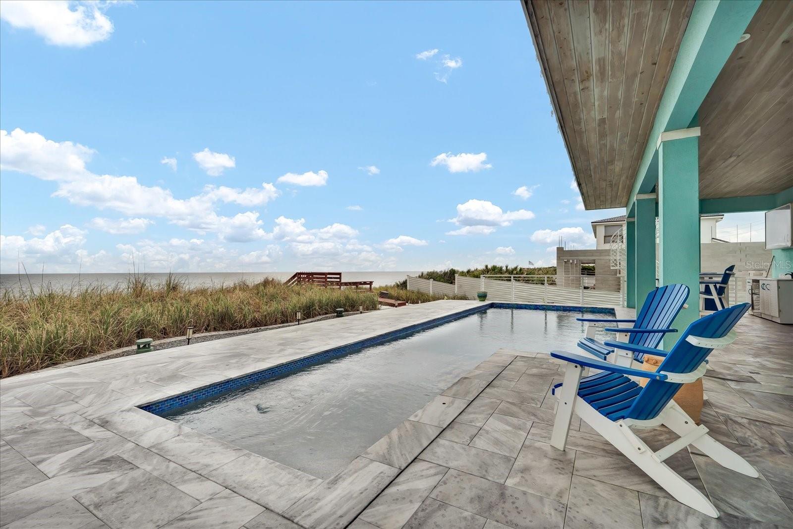 GOLDEN BEACH - Residential