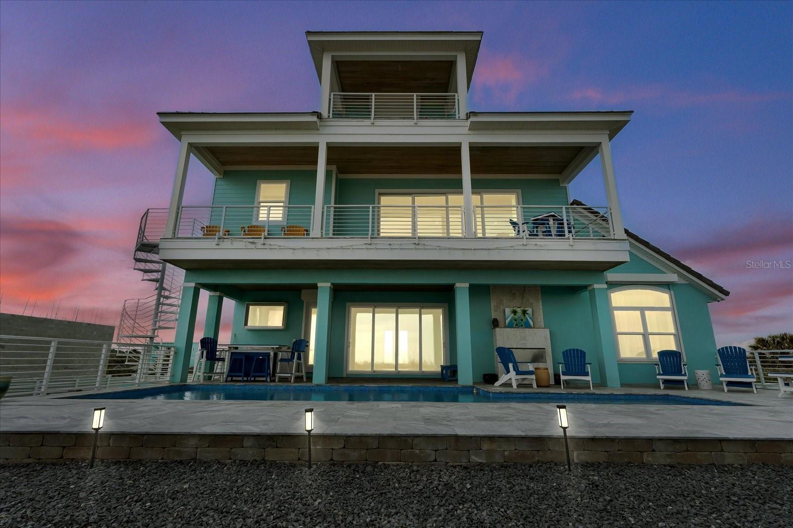 GOLDEN BEACH - Residential