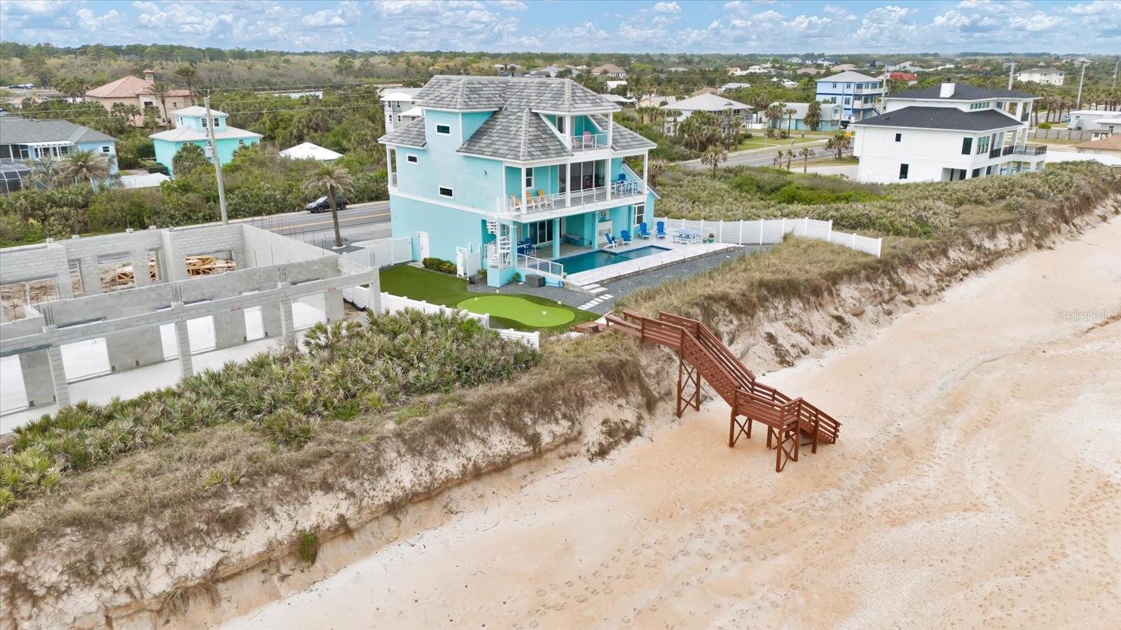 GOLDEN BEACH - Residential