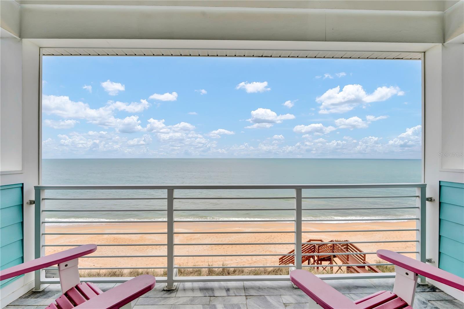 GOLDEN BEACH - Residential