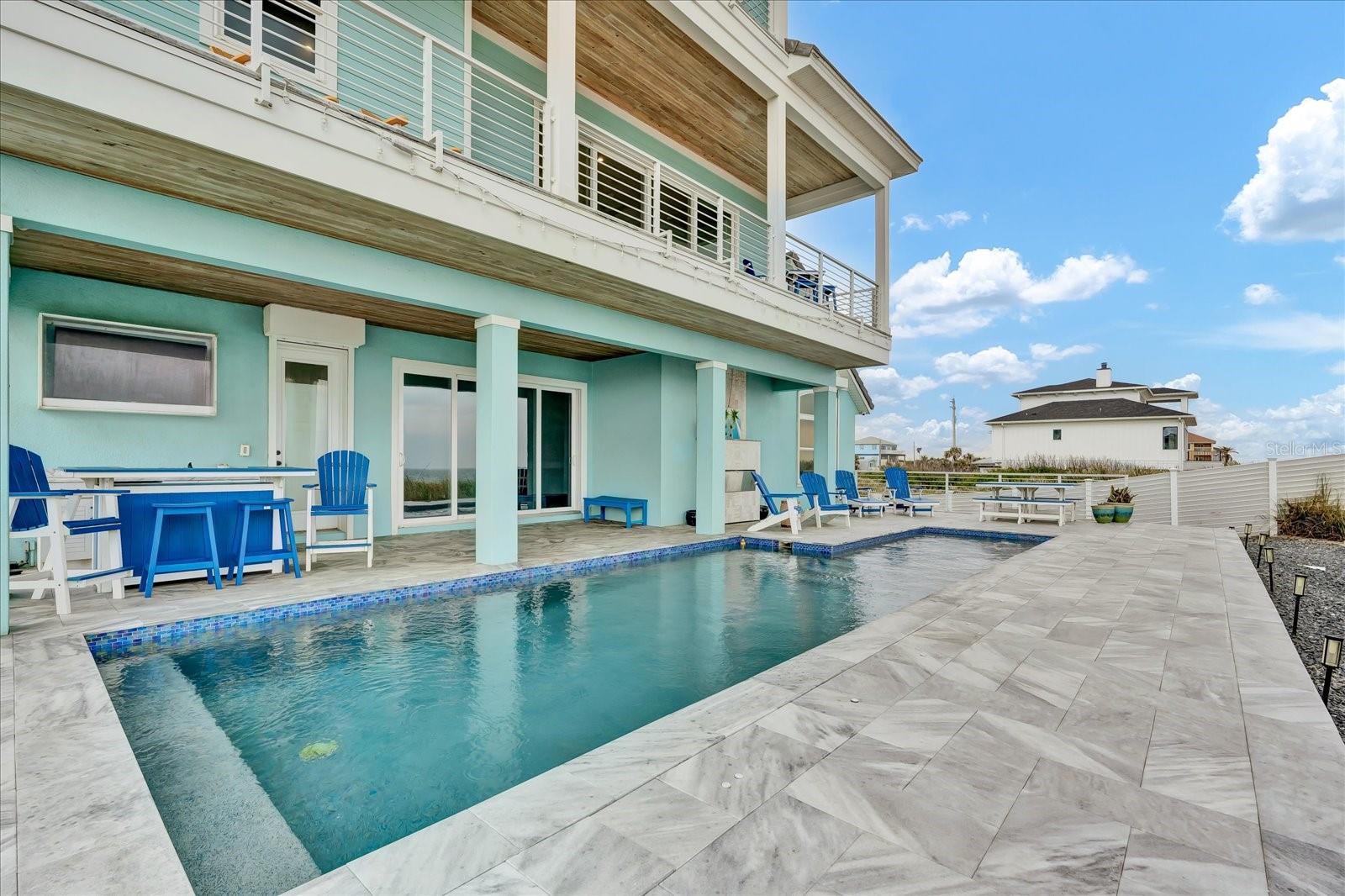 GOLDEN BEACH - Residential