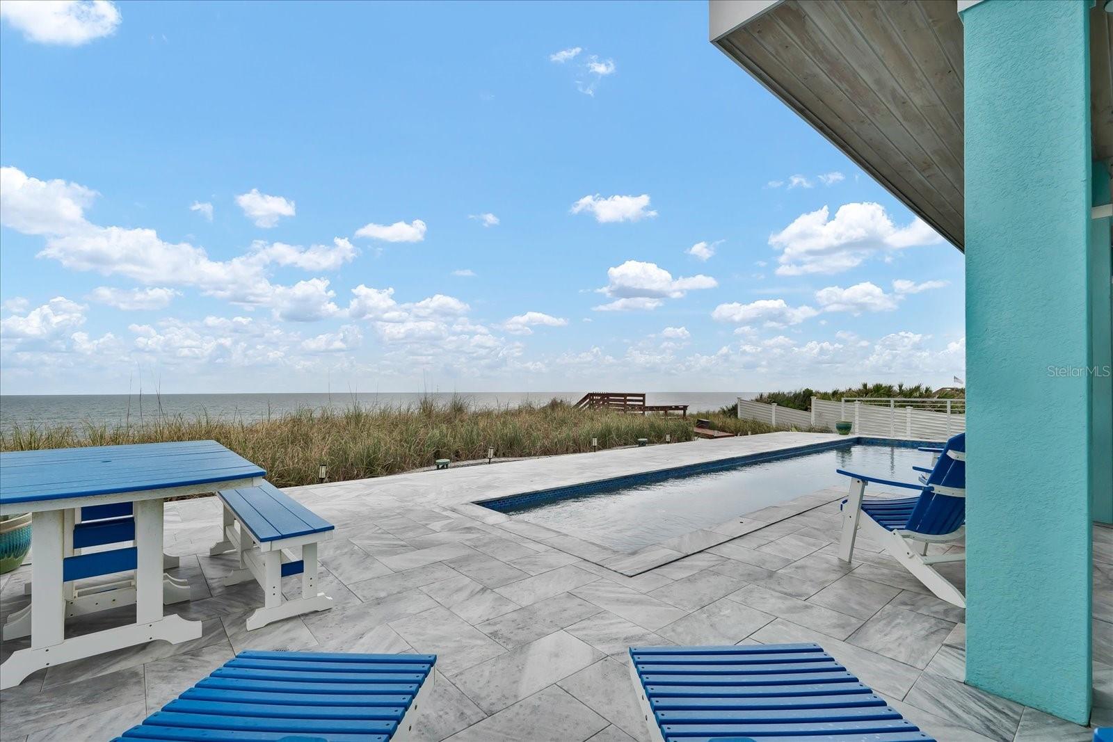 GOLDEN BEACH - Residential
