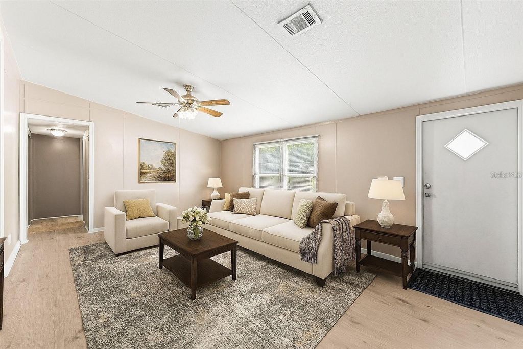 Photo of 201 N 5th Street, Orlando, FL 32833 (MLS # O6391876)