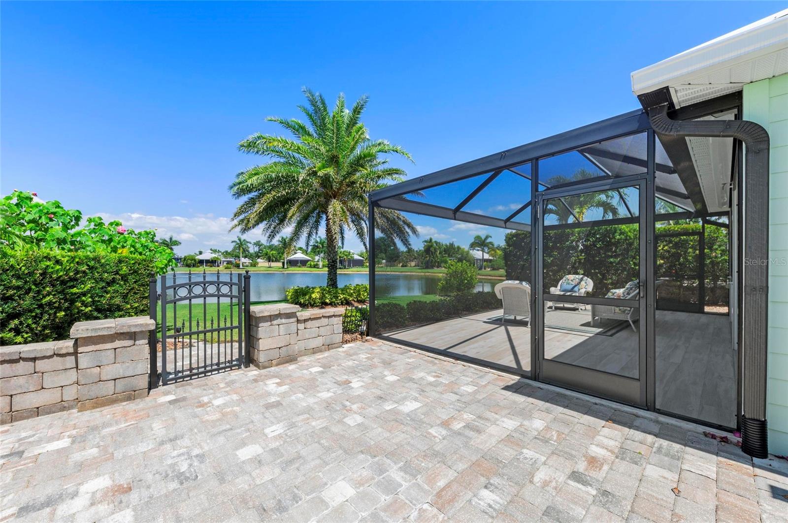 THRONTON CRK MOTORCOACH RESIDENCE - Residential