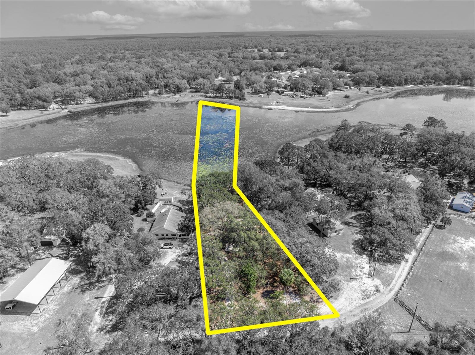 LONG LAKE - Residential