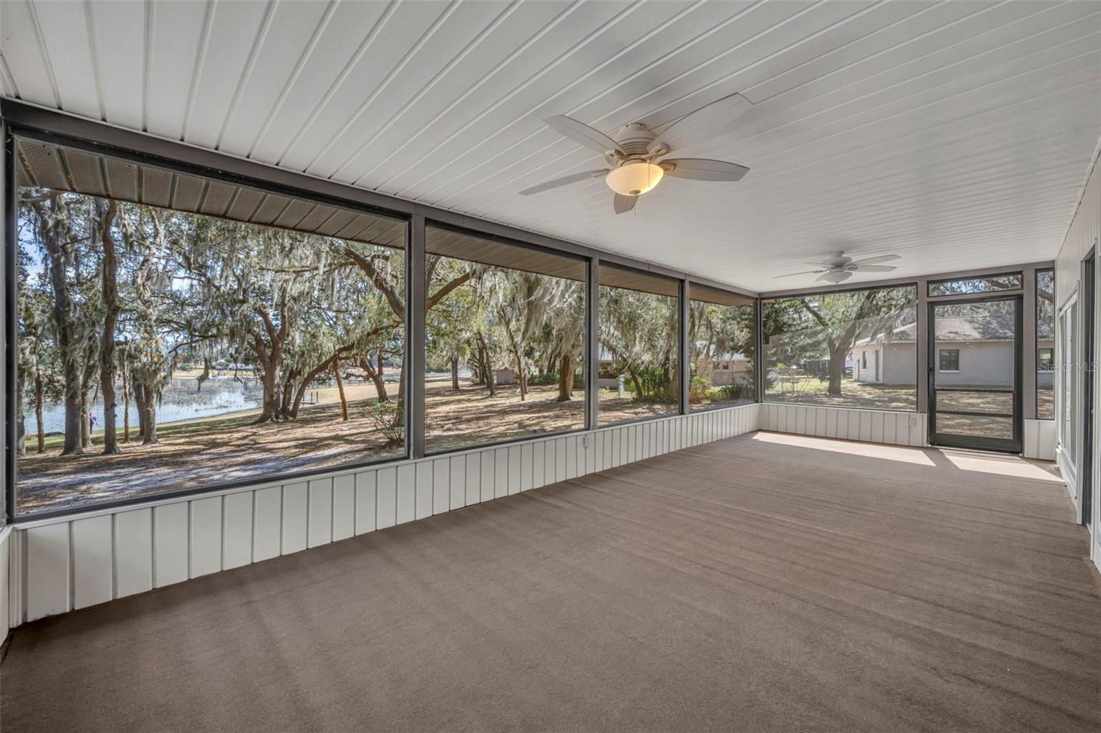 LONG LAKE - Residential