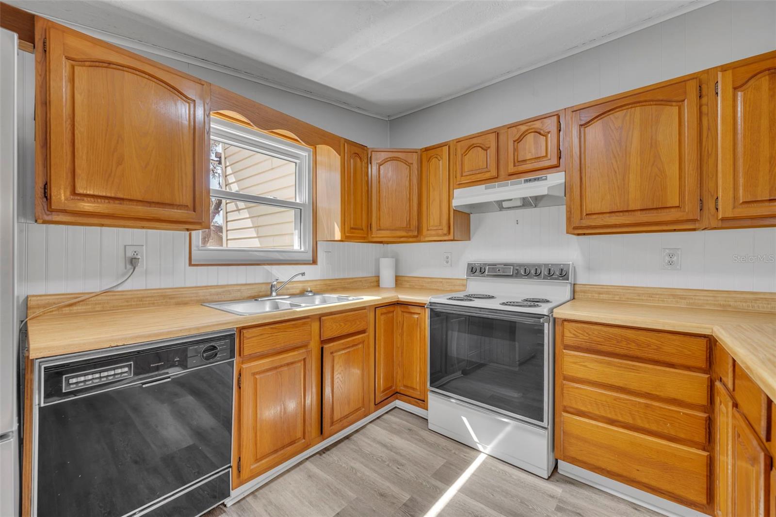 LONG LAKE - Residential