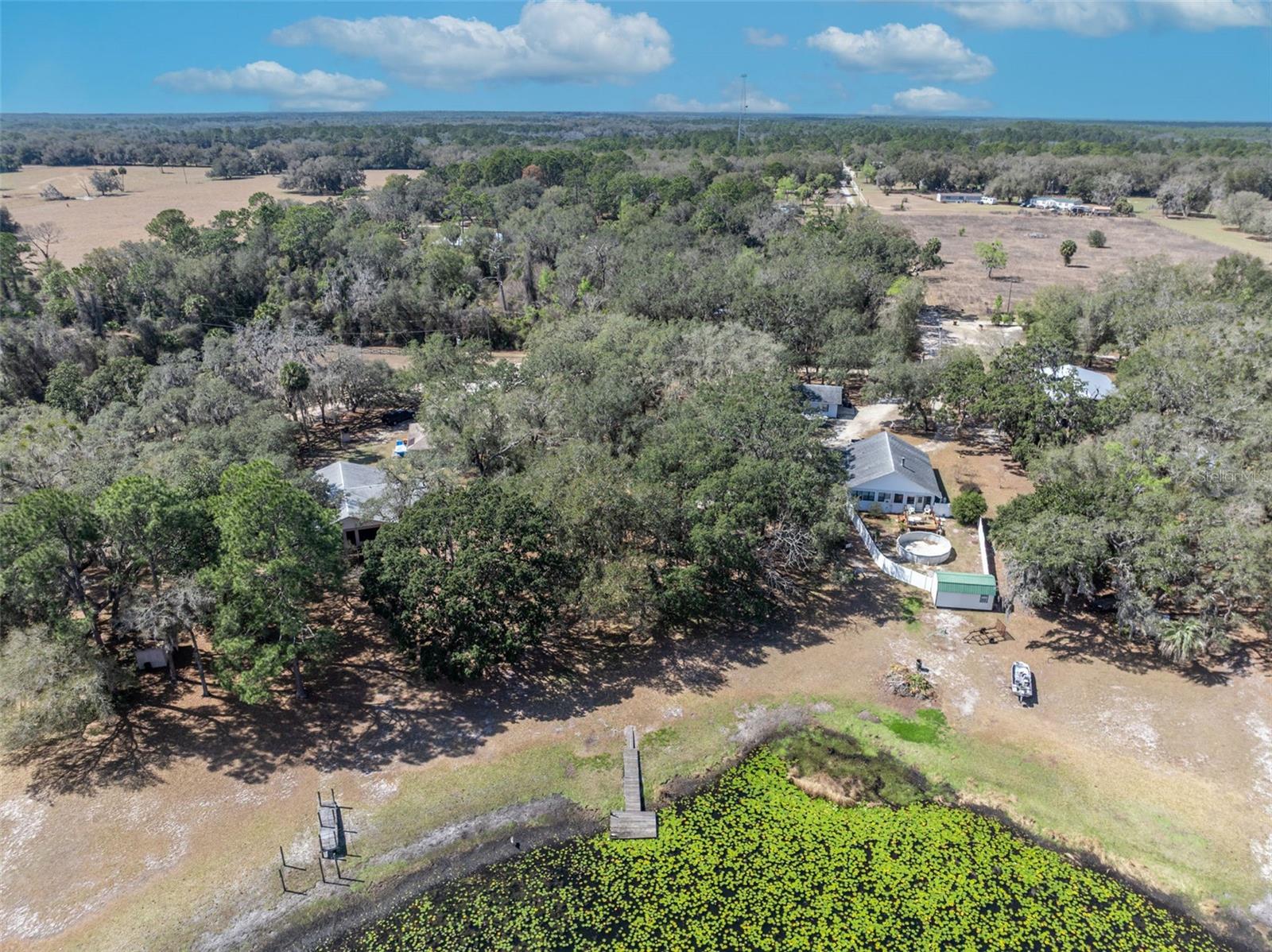 LONG LAKE - Residential