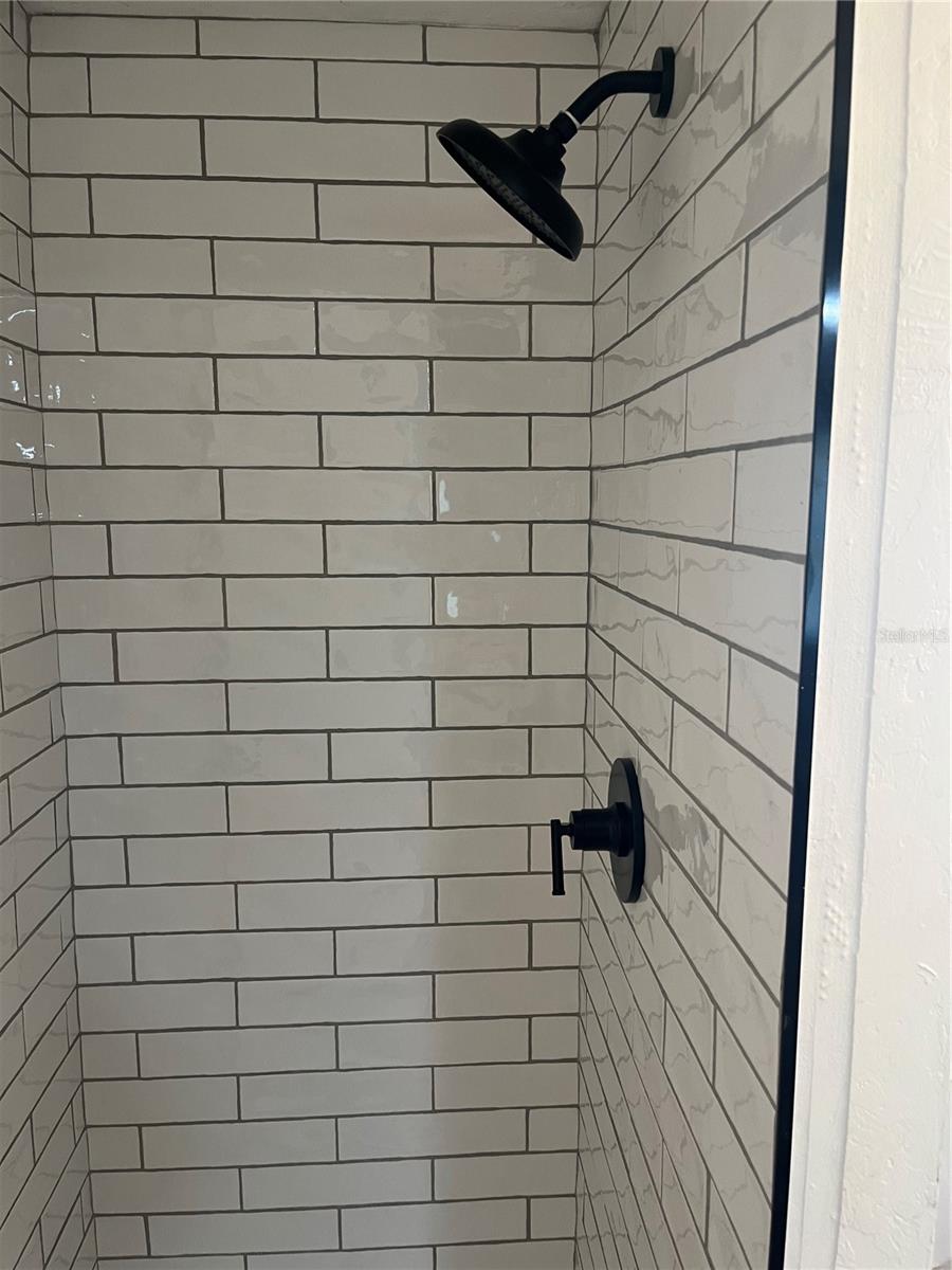 EDINA GARDEN OF EDEN - Residential Income