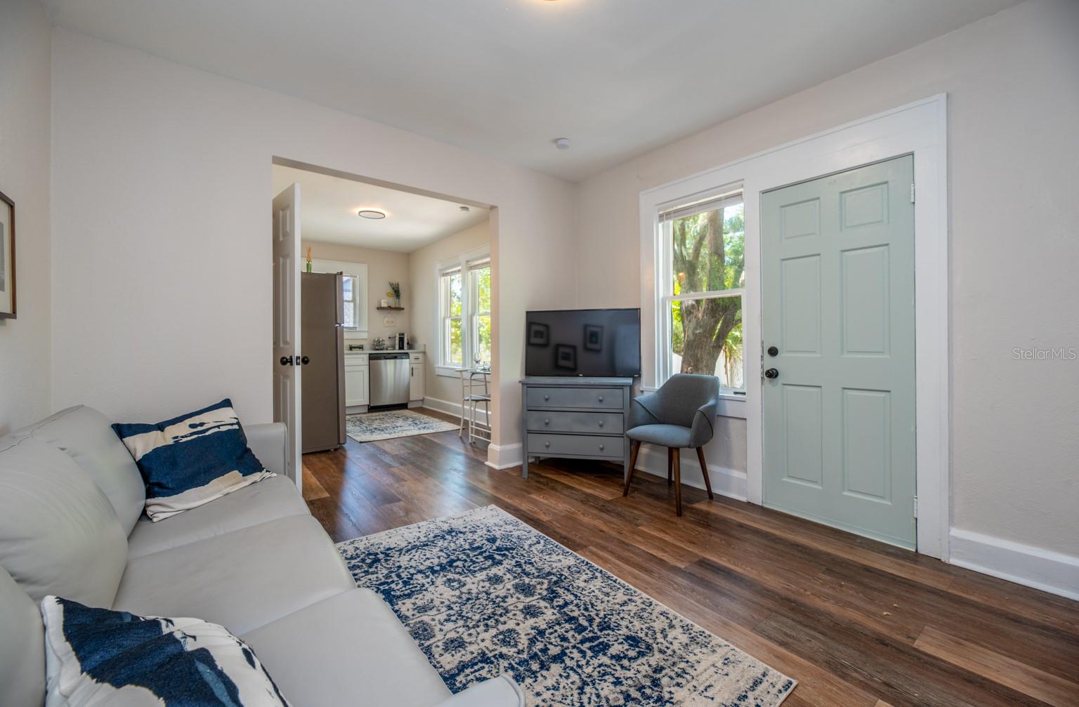 EDINA GARDEN OF EDEN - Residential Income