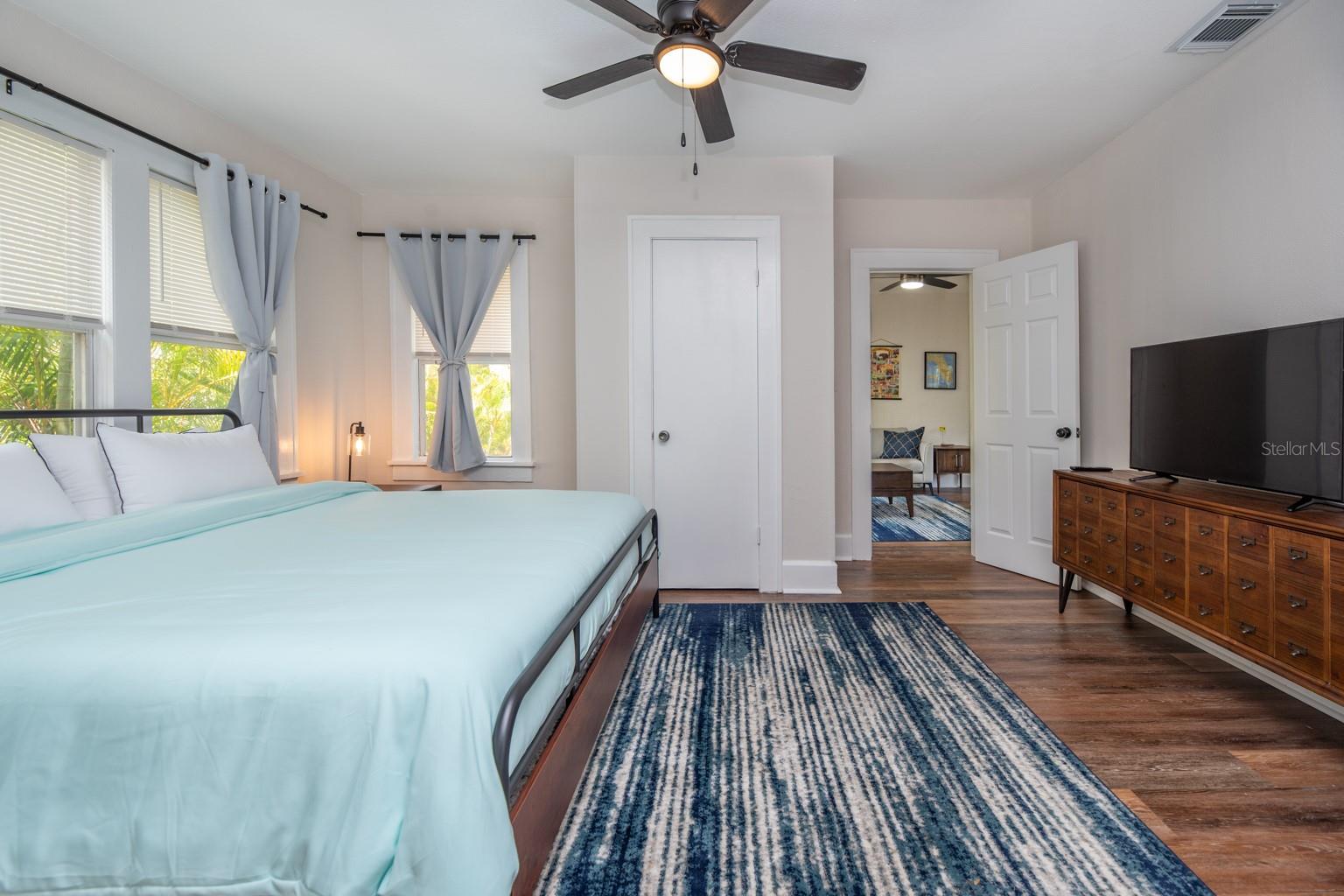 EDINA GARDEN OF EDEN - Residential Income