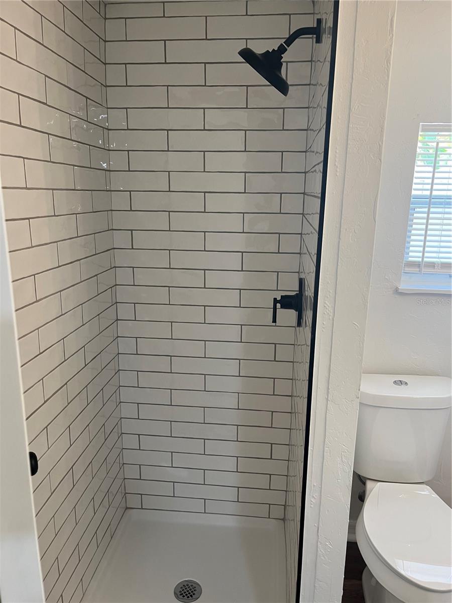 EDINA GARDEN OF EDEN - Residential Income