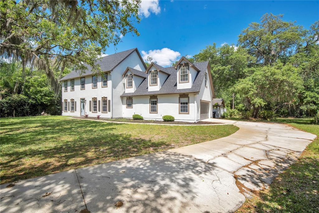 Photo of 12200 Treetop Court, Orlando, FL 32832 (MLS # S5148576)