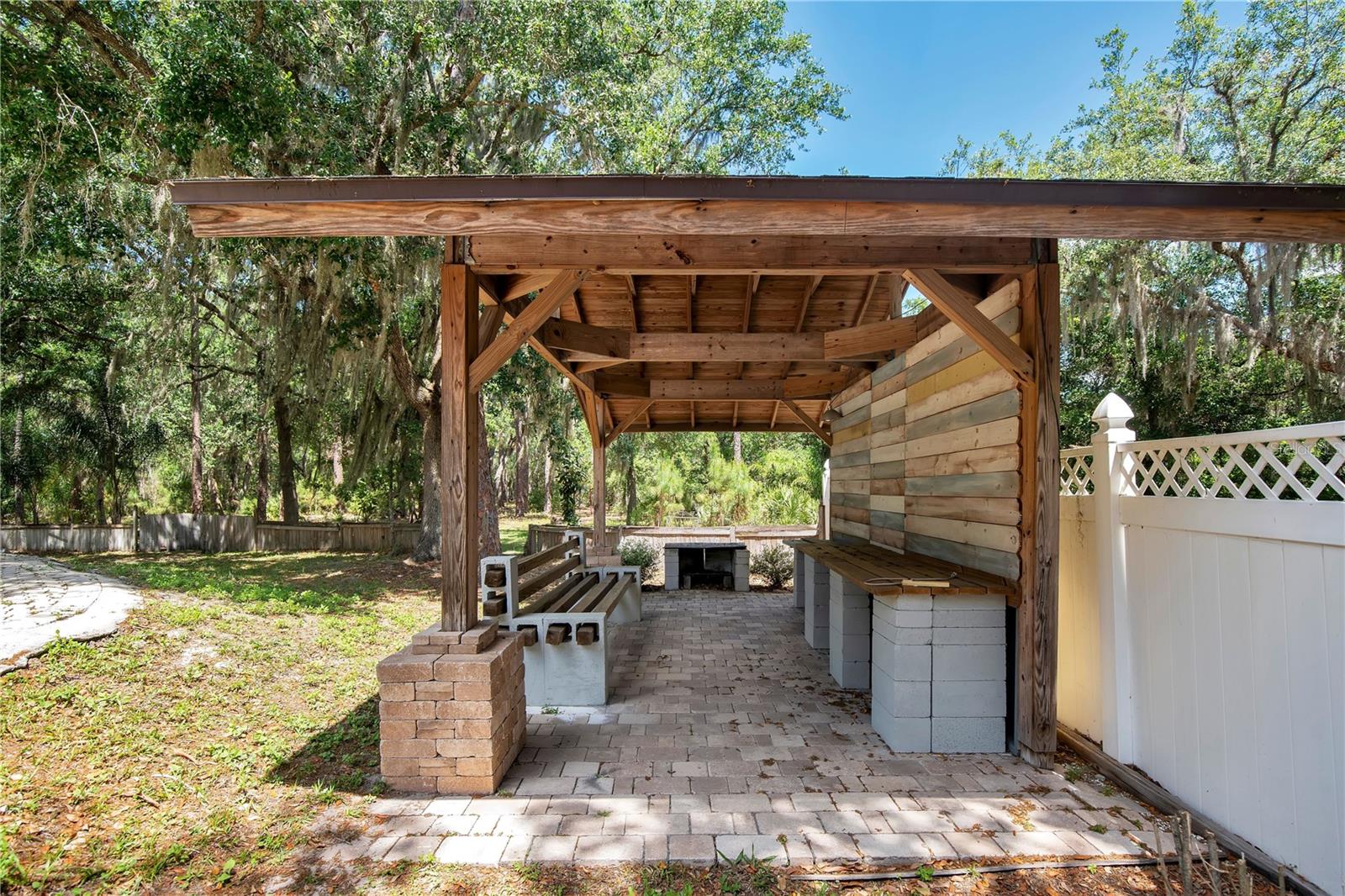 LIVE OAK ESTATES - Residential