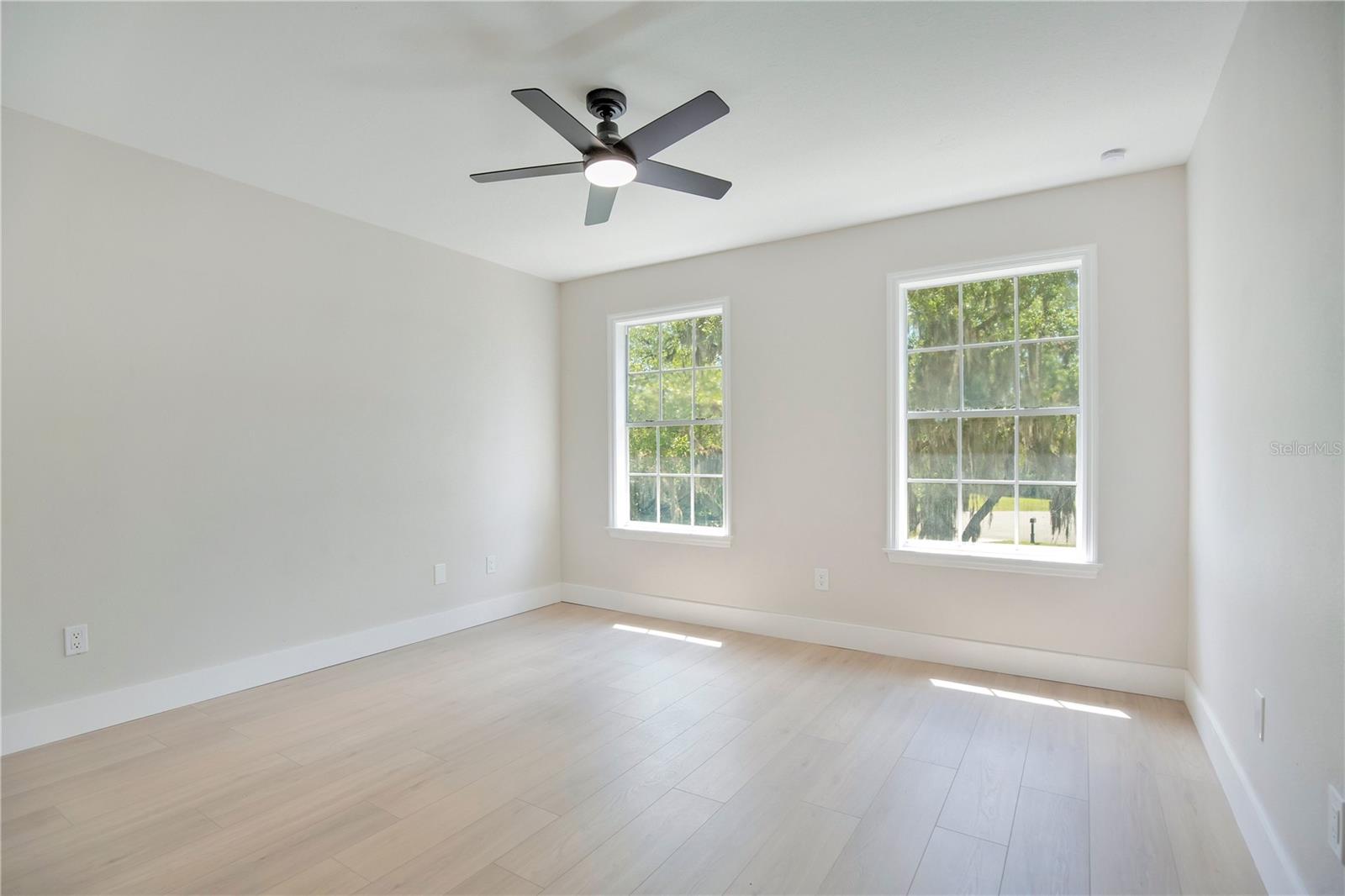 LIVE OAK ESTATES - Residential