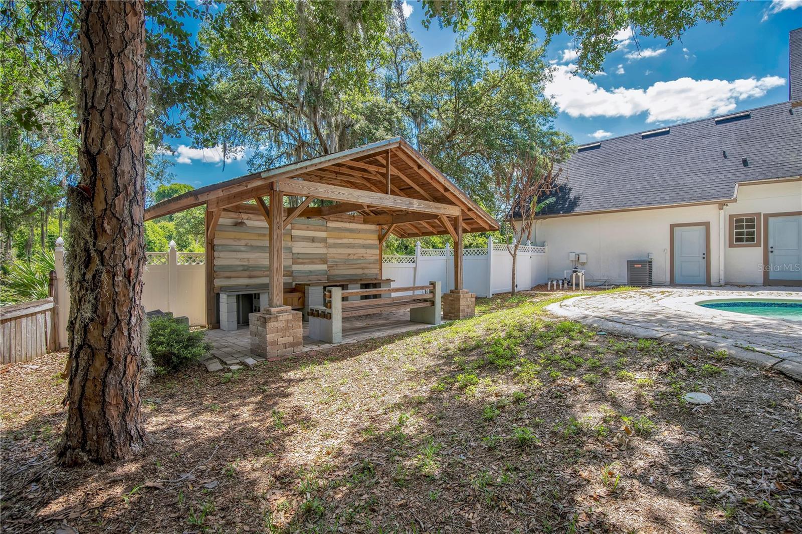 LIVE OAK ESTATES - Residential