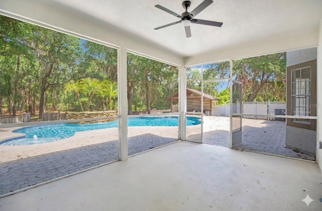 LIVE OAK ESTATES - Residential