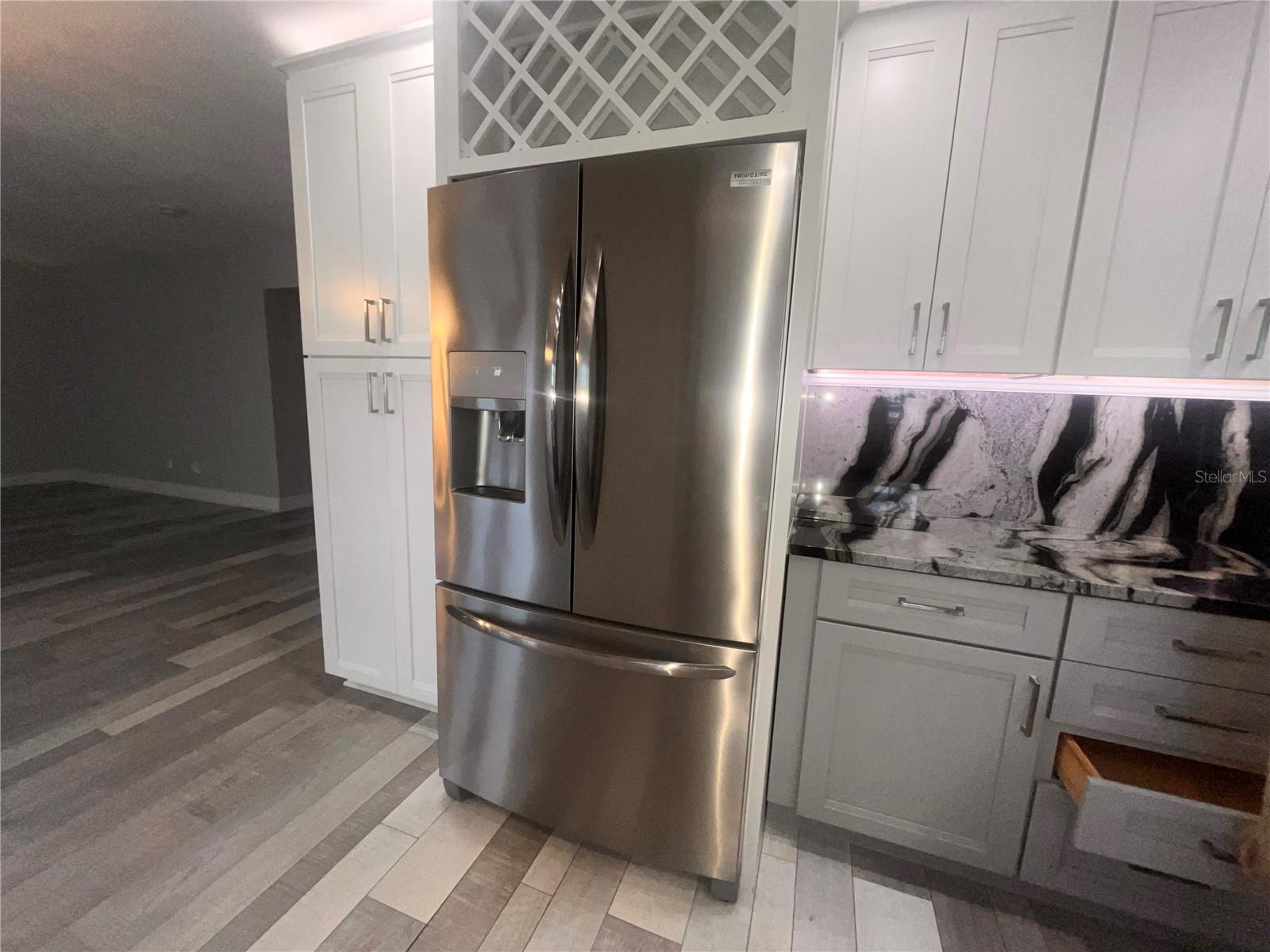 WATERSIDE AT COQUINA KEY SOUTH - Residential