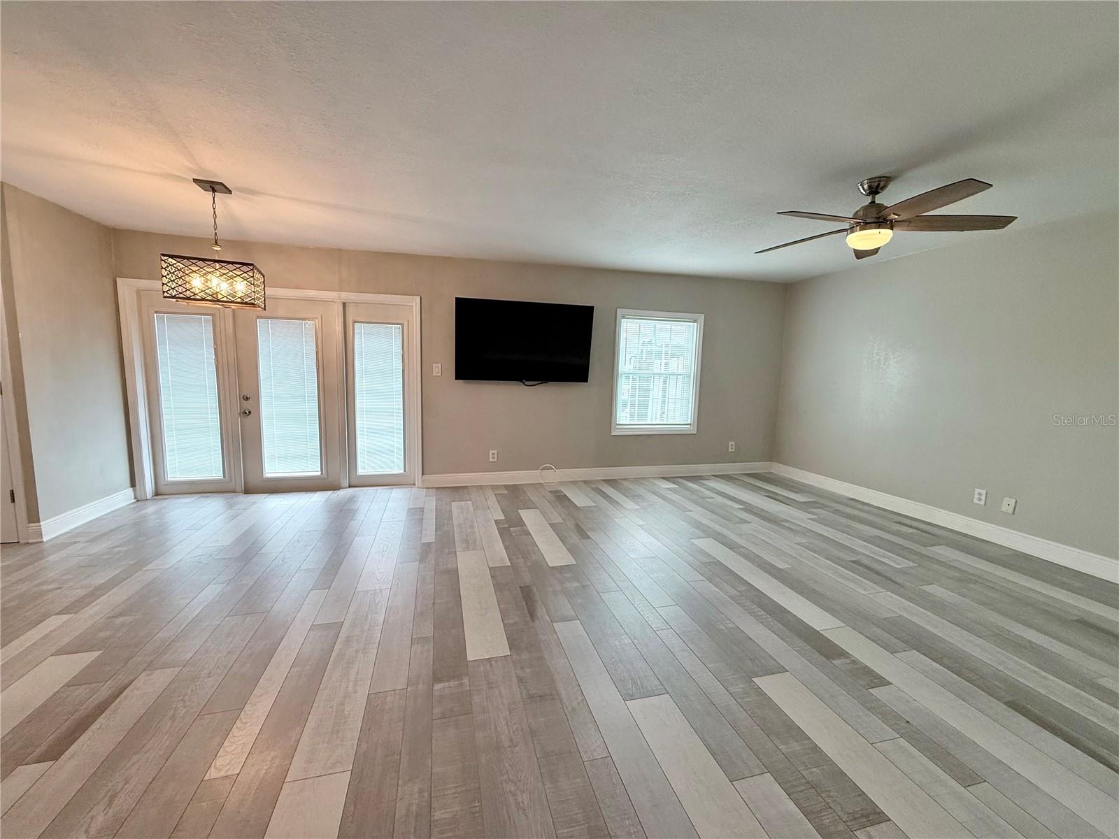 5075 STARFISH DRIVE SE B