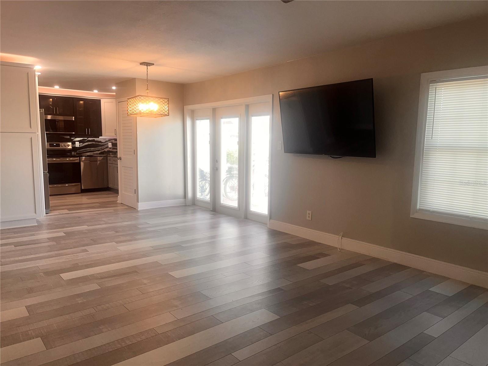 WATERSIDE AT COQUINA KEY SOUTH - Residential