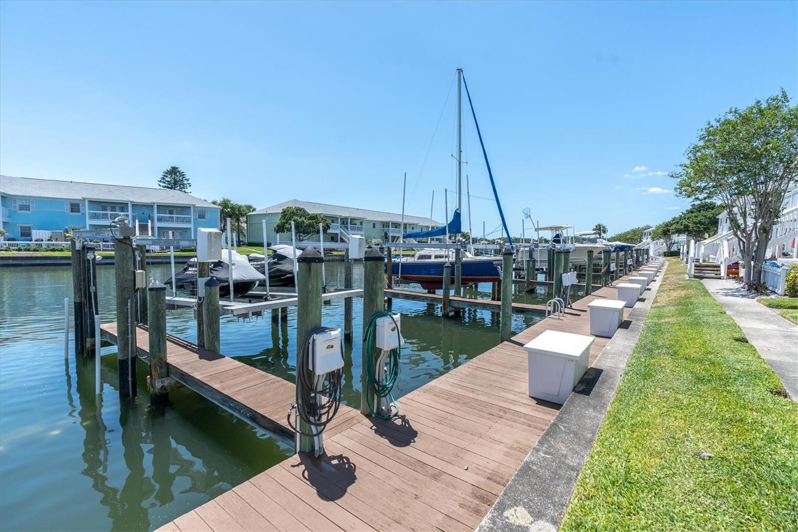 WATERSIDE AT COQUINA KEY SOUTH - Residential