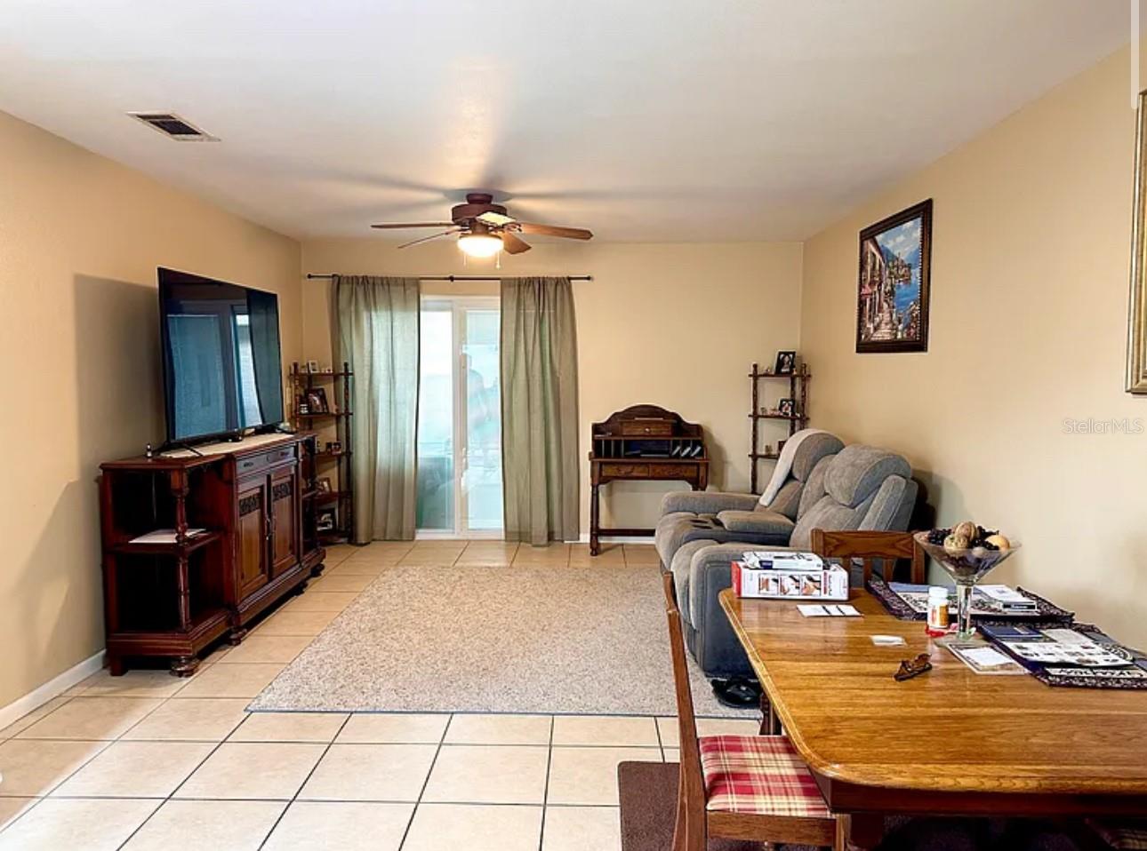 712 E ARIZONA AVENUE A