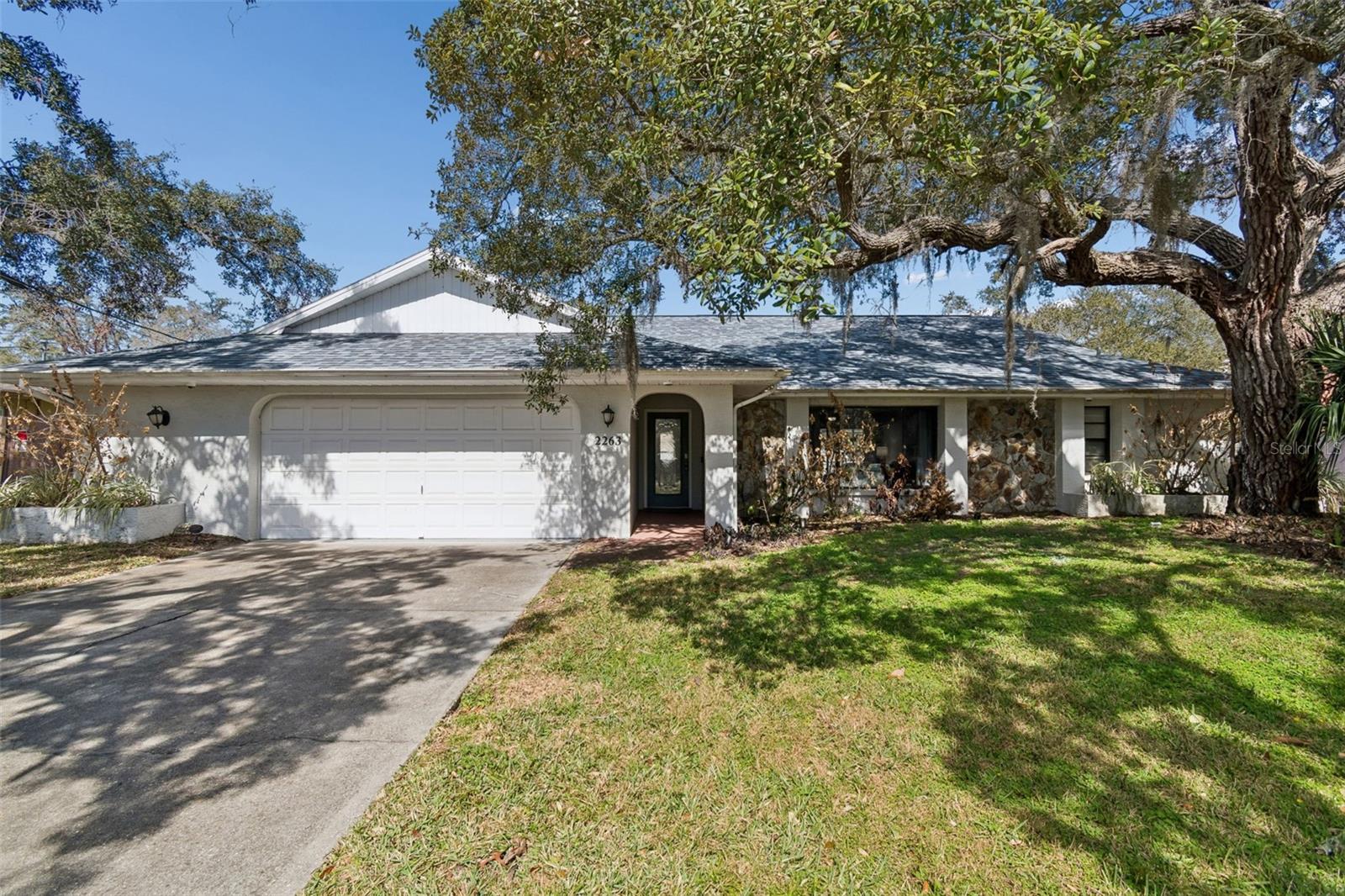 SPRING HILL - Residential