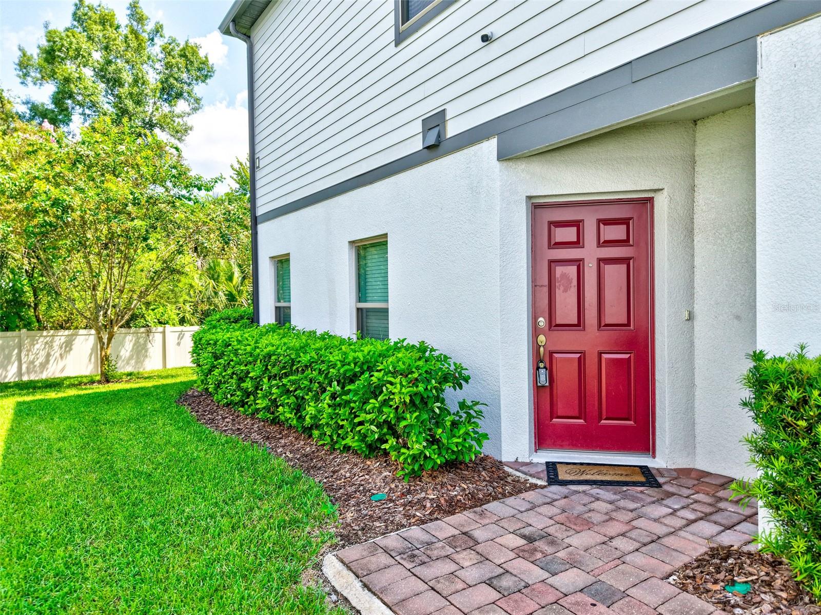 220 EVERTREE LOOP
