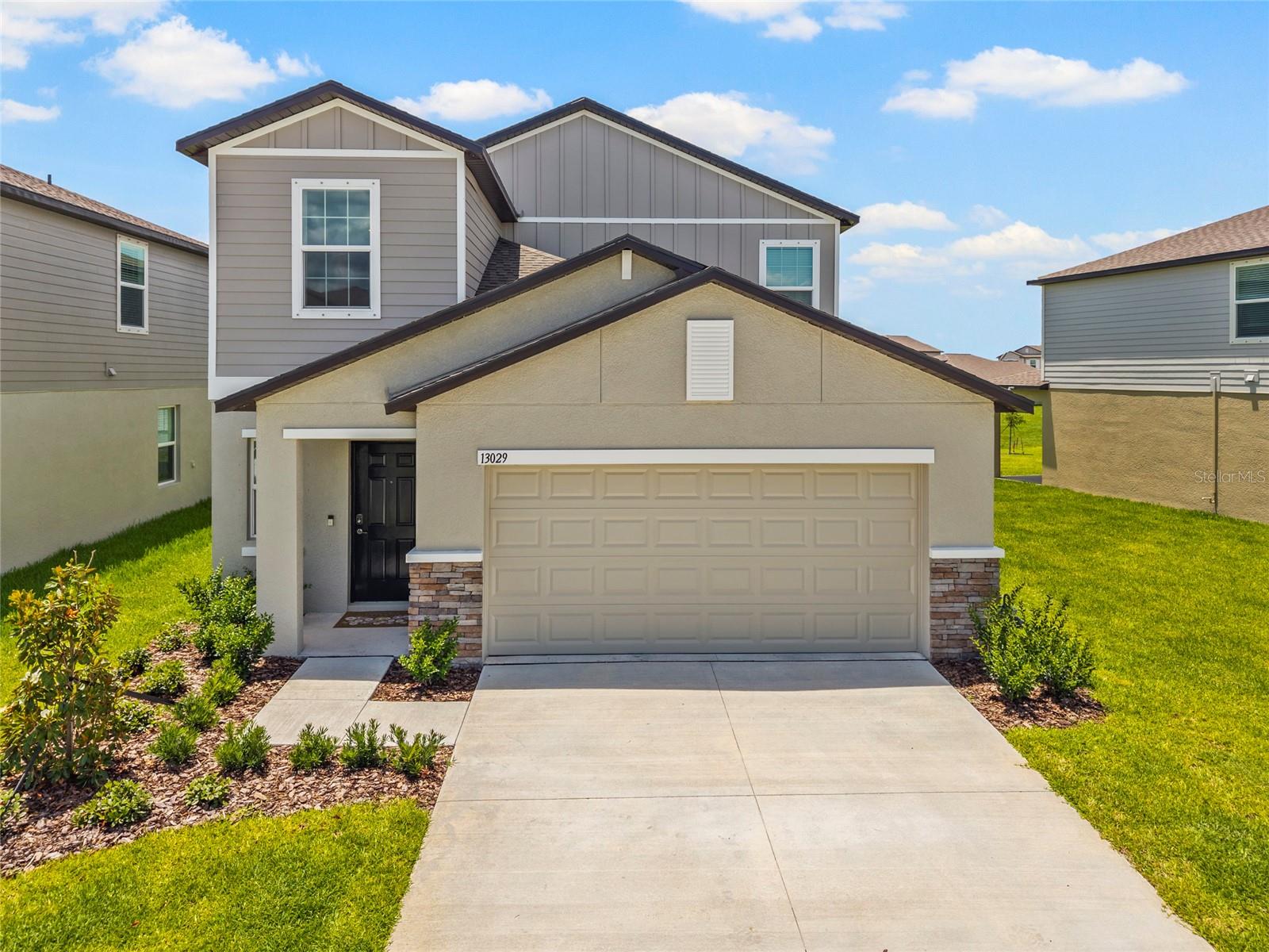 PROSPERITY LAKES - Residential