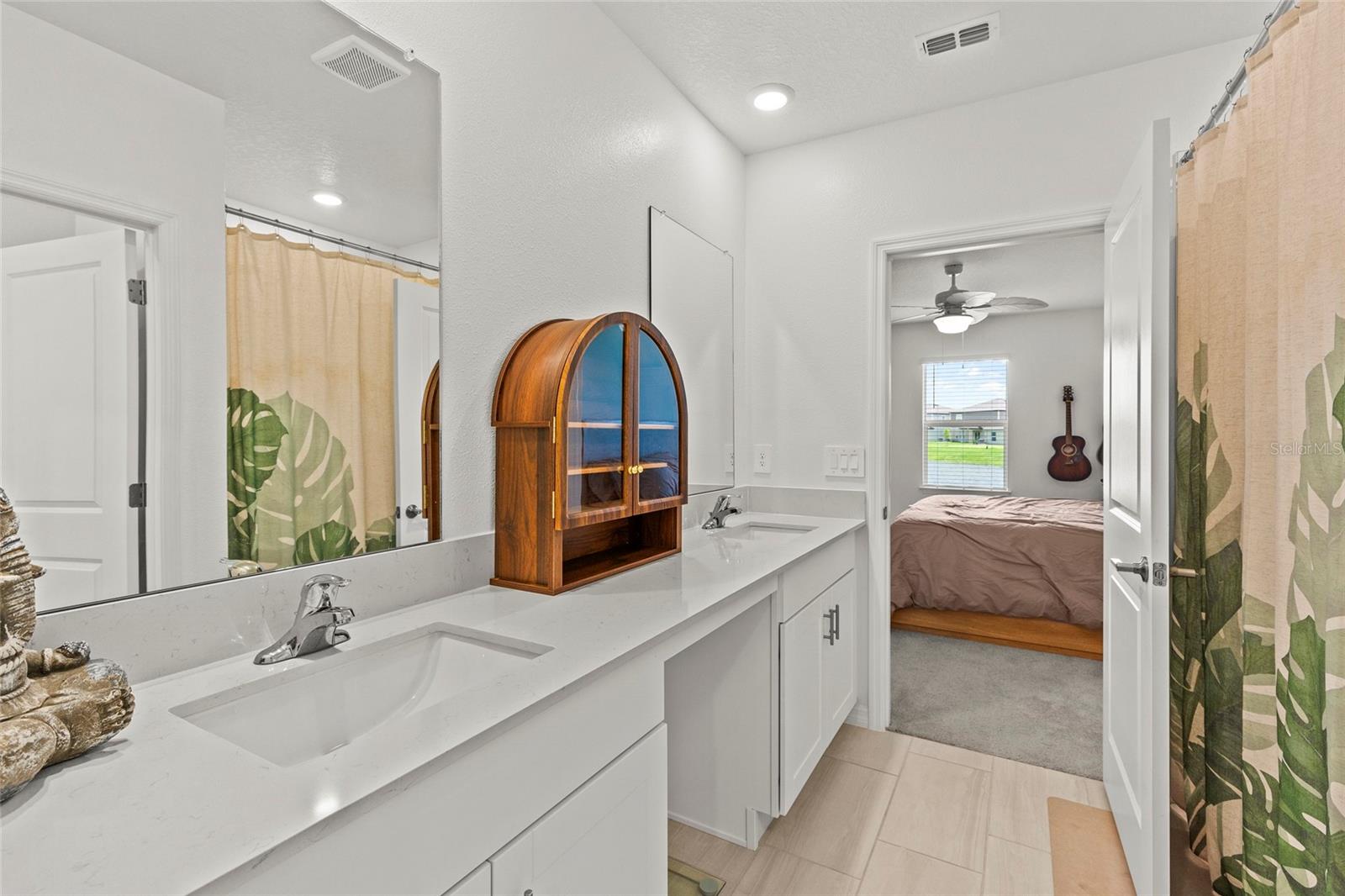 PROSPERITY LAKES - Residential