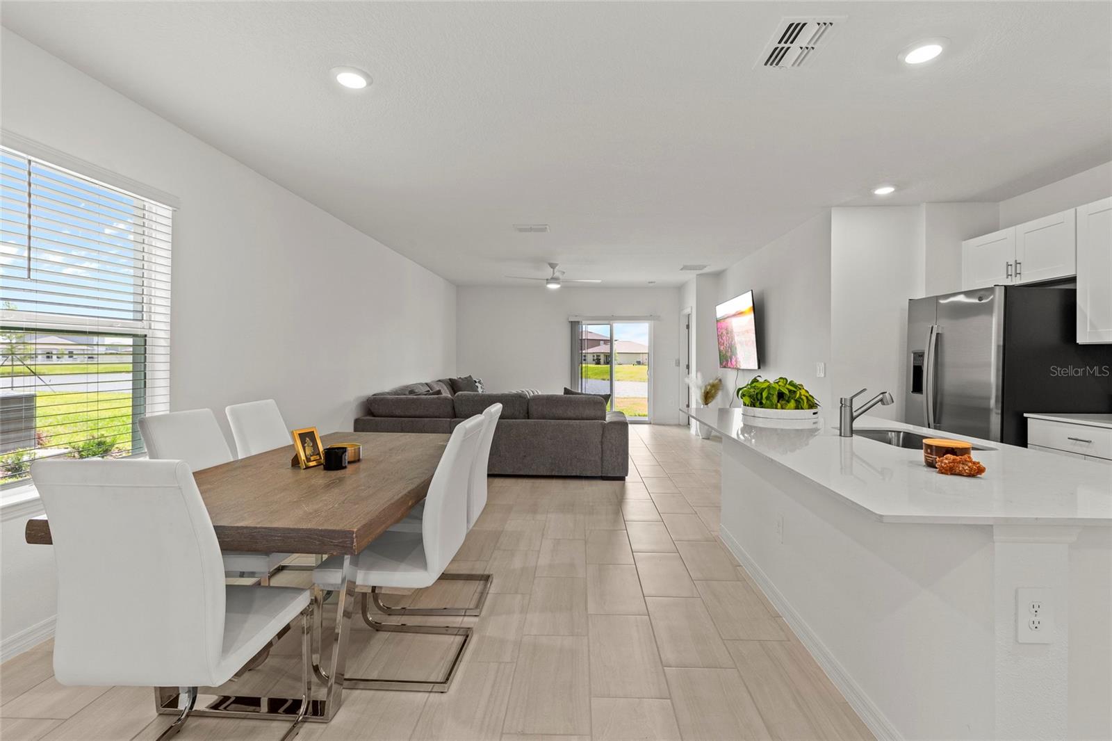 PROSPERITY LAKES - Residential