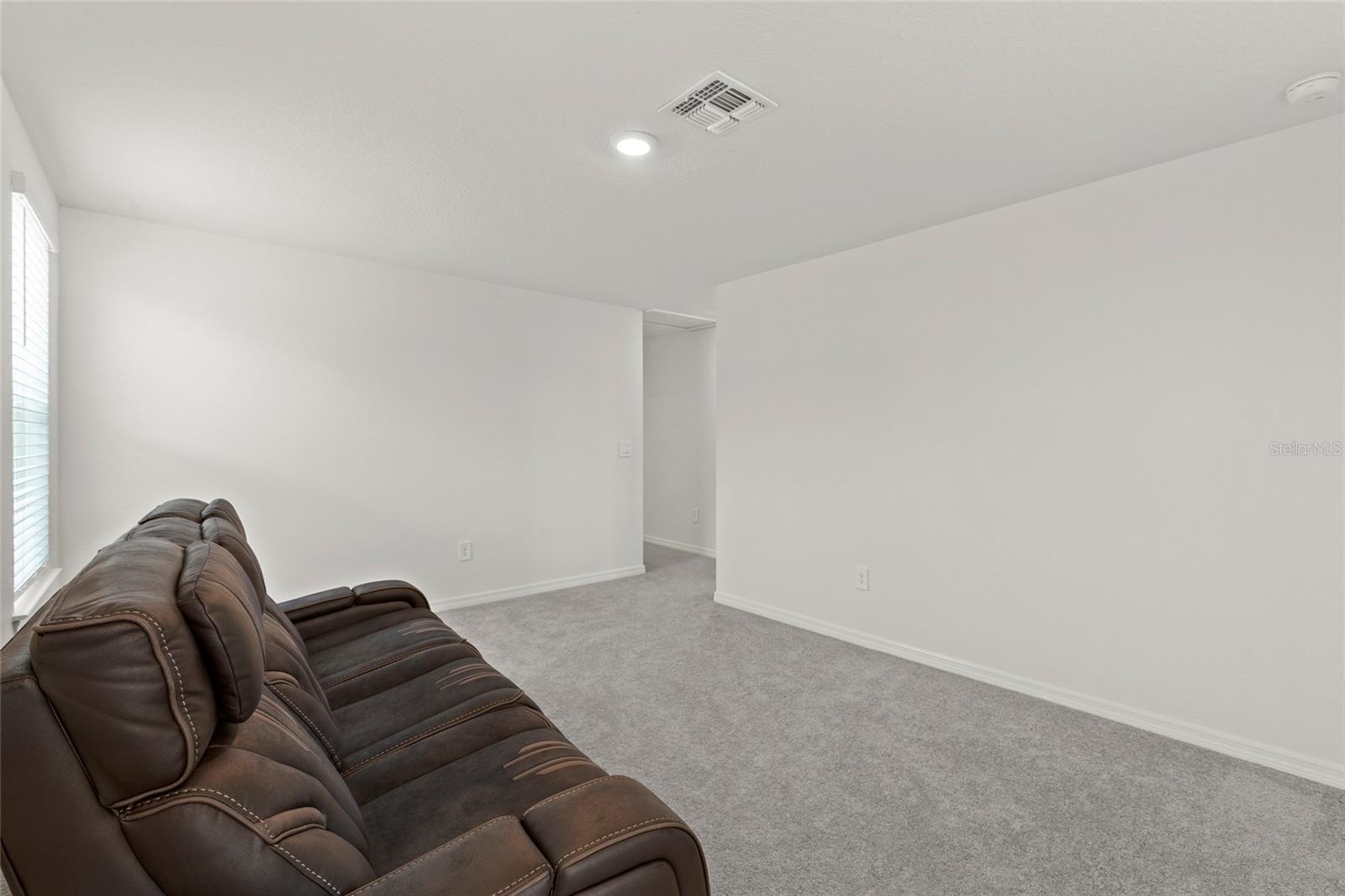 PROSPERITY LAKES - Residential