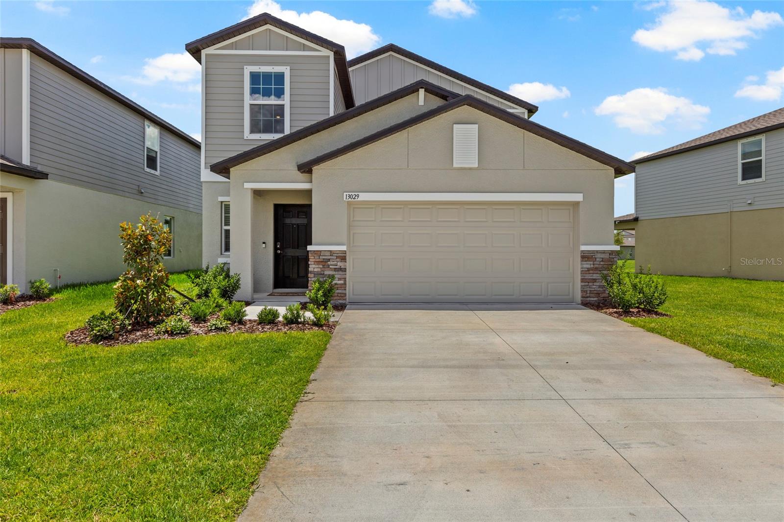 PROSPERITY LAKES - Residential