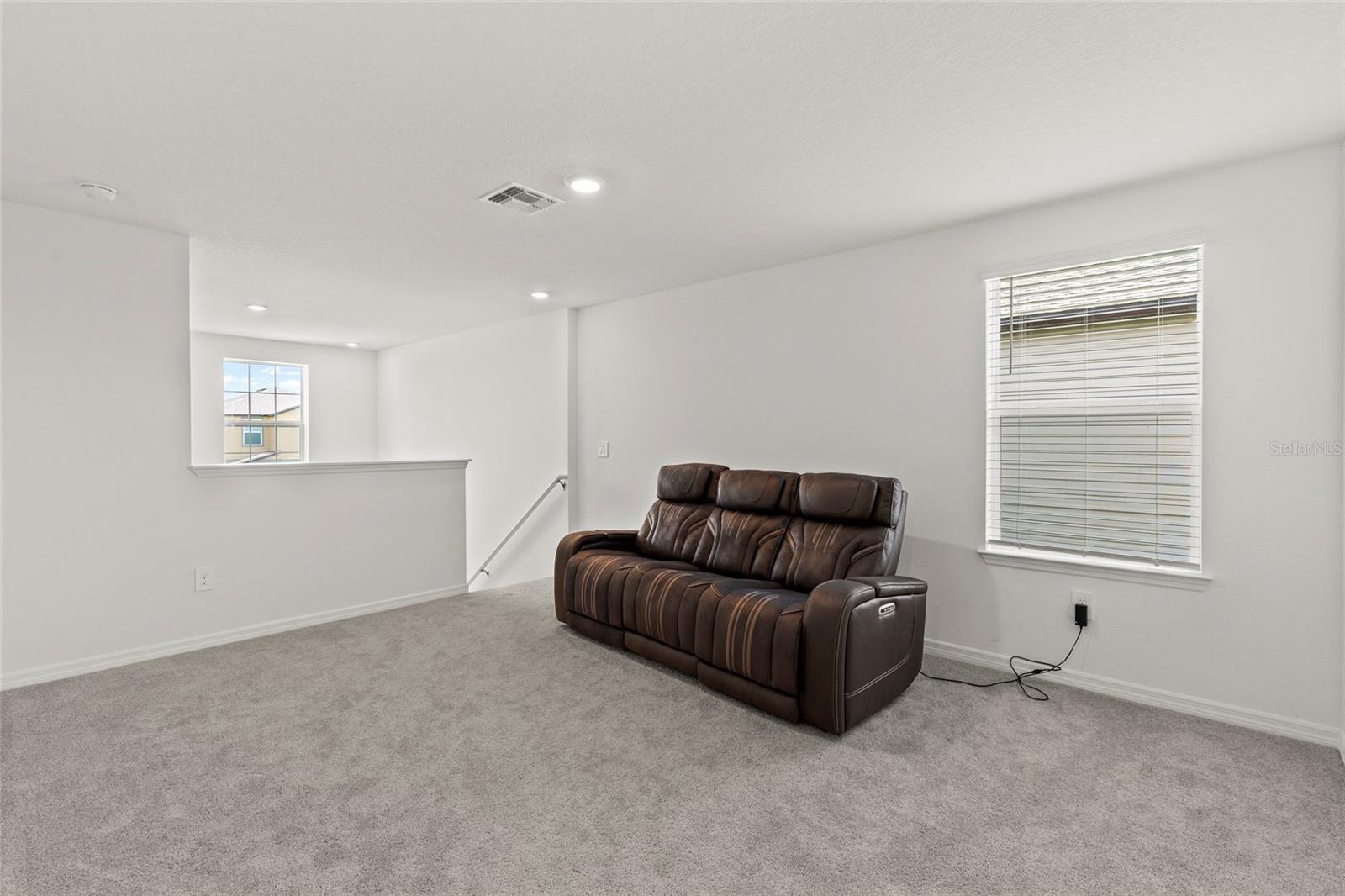 PROSPERITY LAKES - Residential