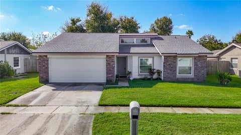 Photo of 620 Stillview Circle, Brandon, FL 33510 (MLS # TB8558513)