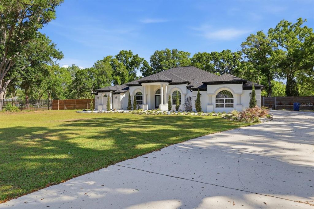 Photo of 28233 Sonny Drive, Wesley Chapel, FL 33544 (MLS # TB8465749)