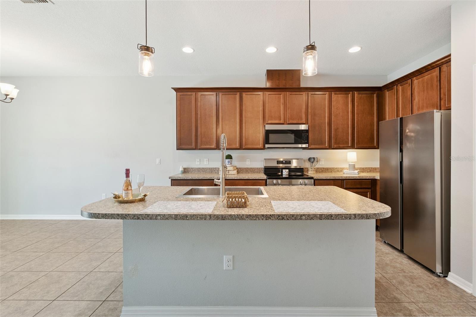 2646 RIVER LANDING DRIVE