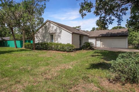 Property photo of 3020 Division Street, Oviedo, FL 32765