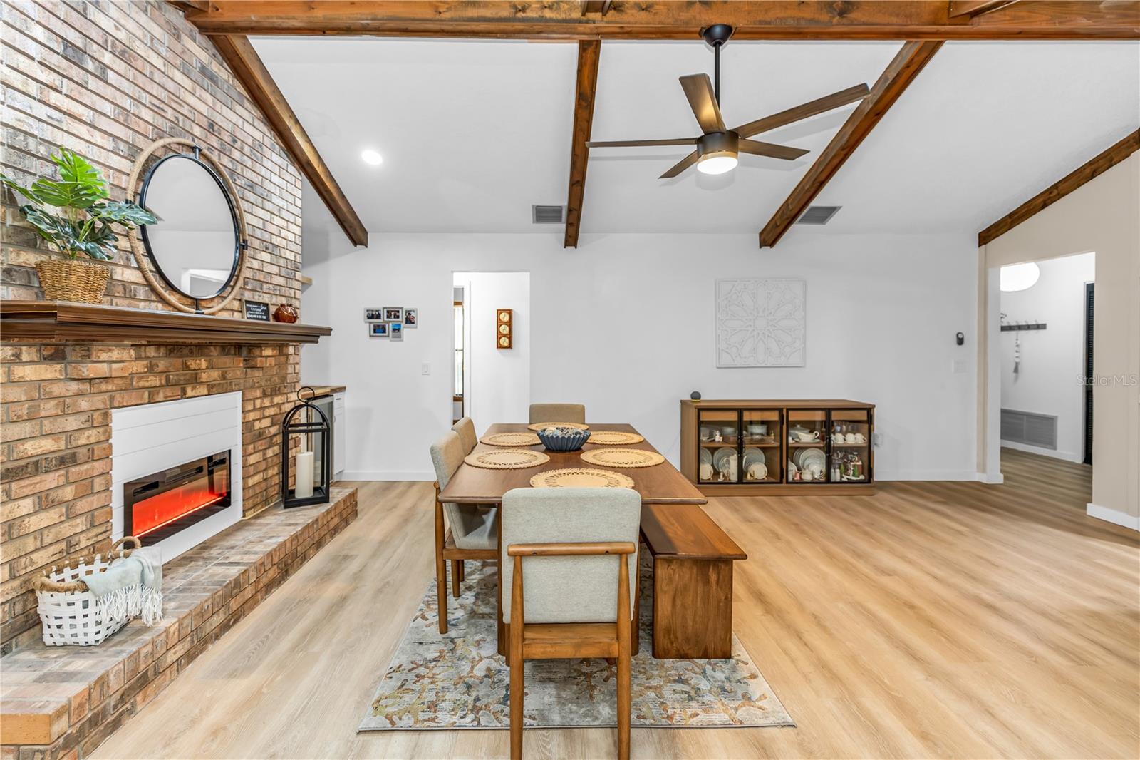 DELTONA LAKES UNIT 11 - Residential