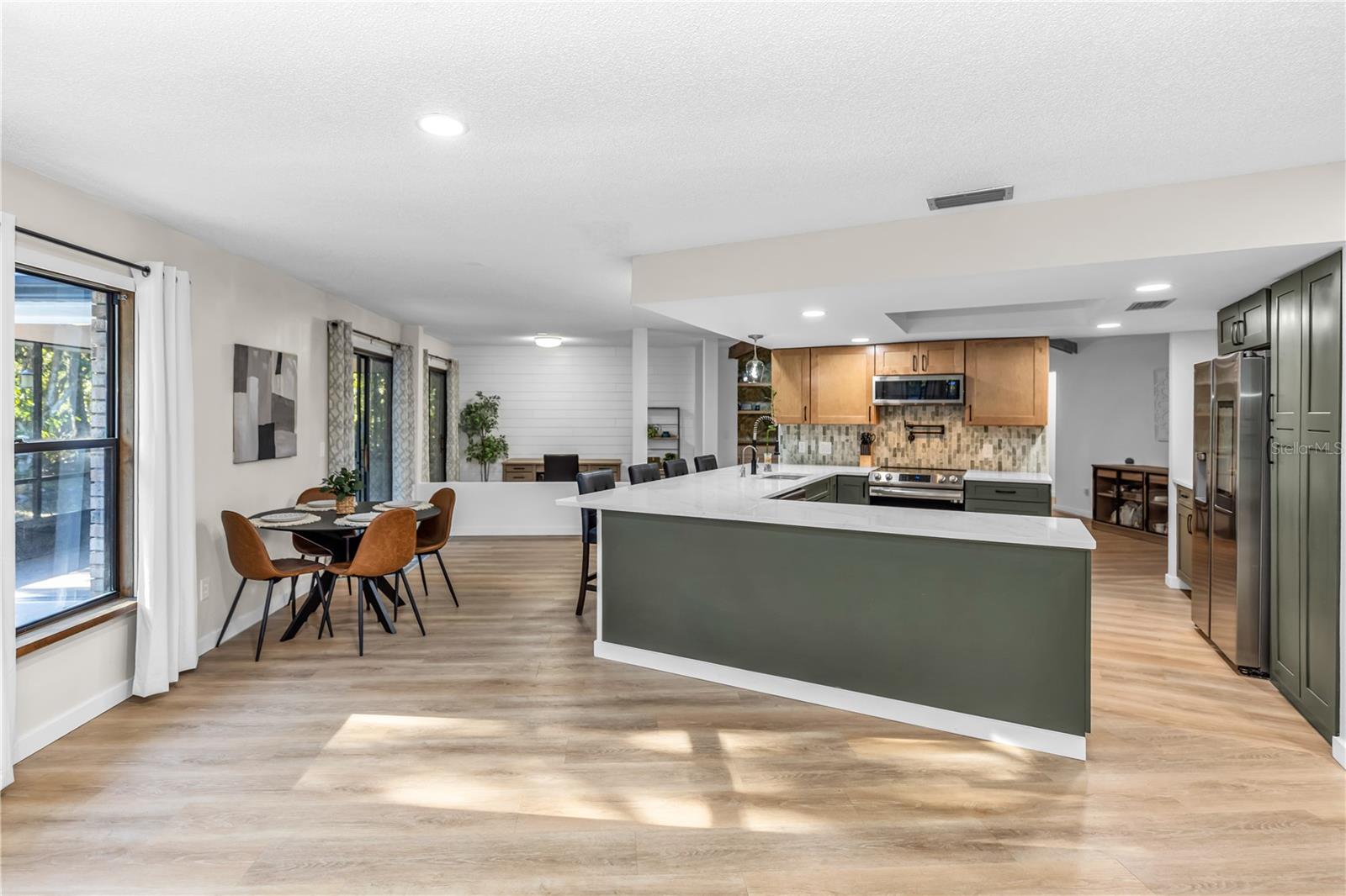 DELTONA LAKES UNIT 11 - Residential