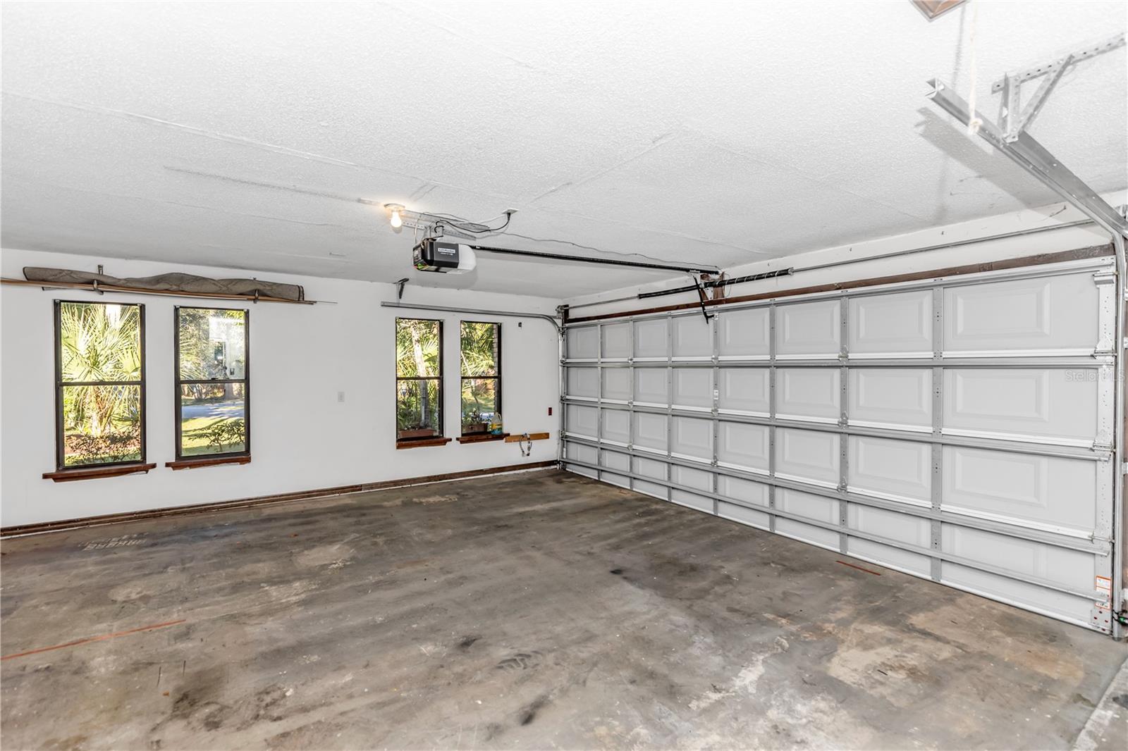 DELTONA LAKES UNIT 11 - Residential