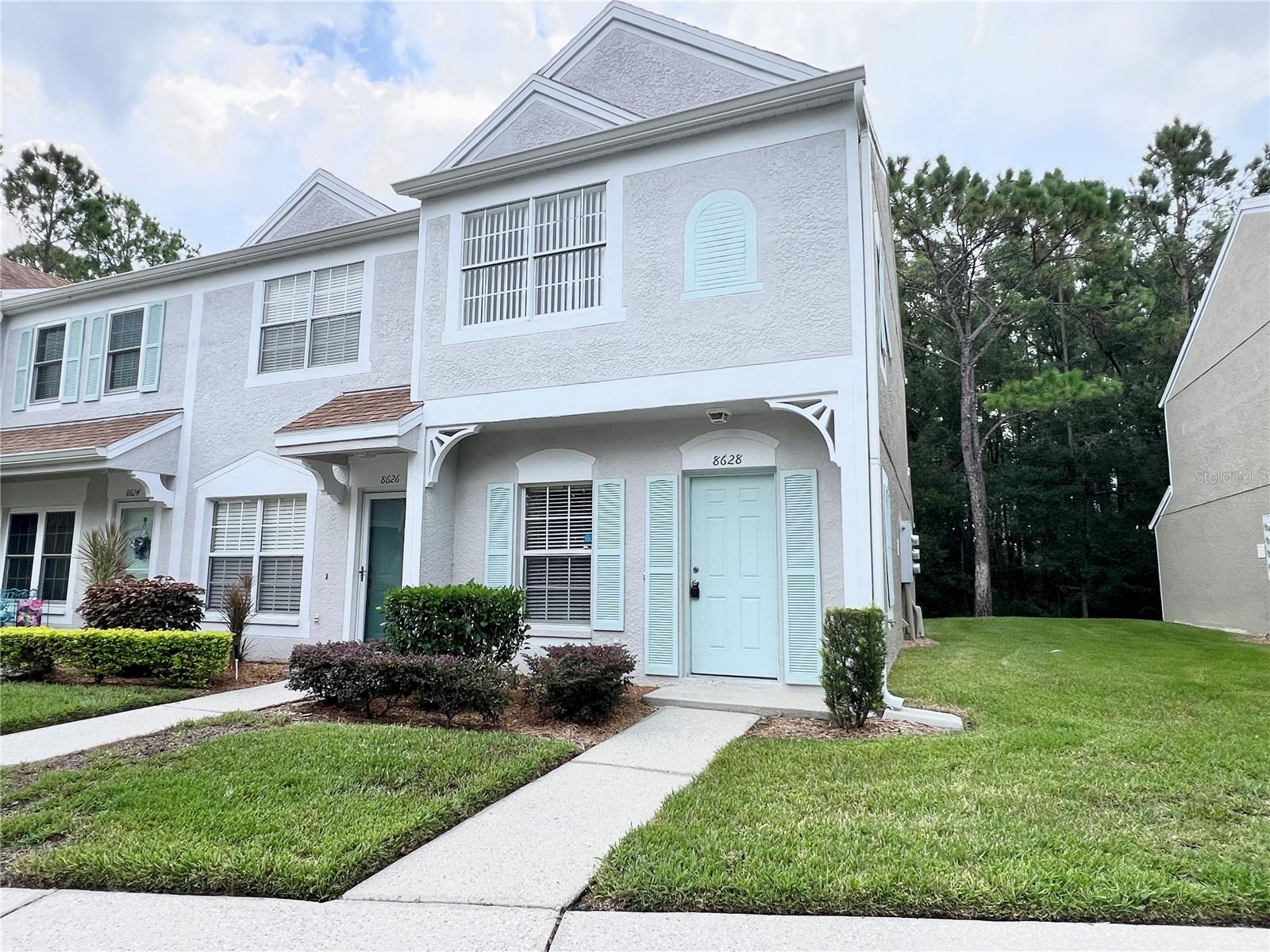 Photo 1 of 22 of 8628 HUNTERS KEY CIRCLE townhome