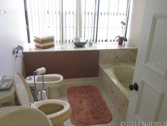 Marina Point Ph 01 Condo - Residential