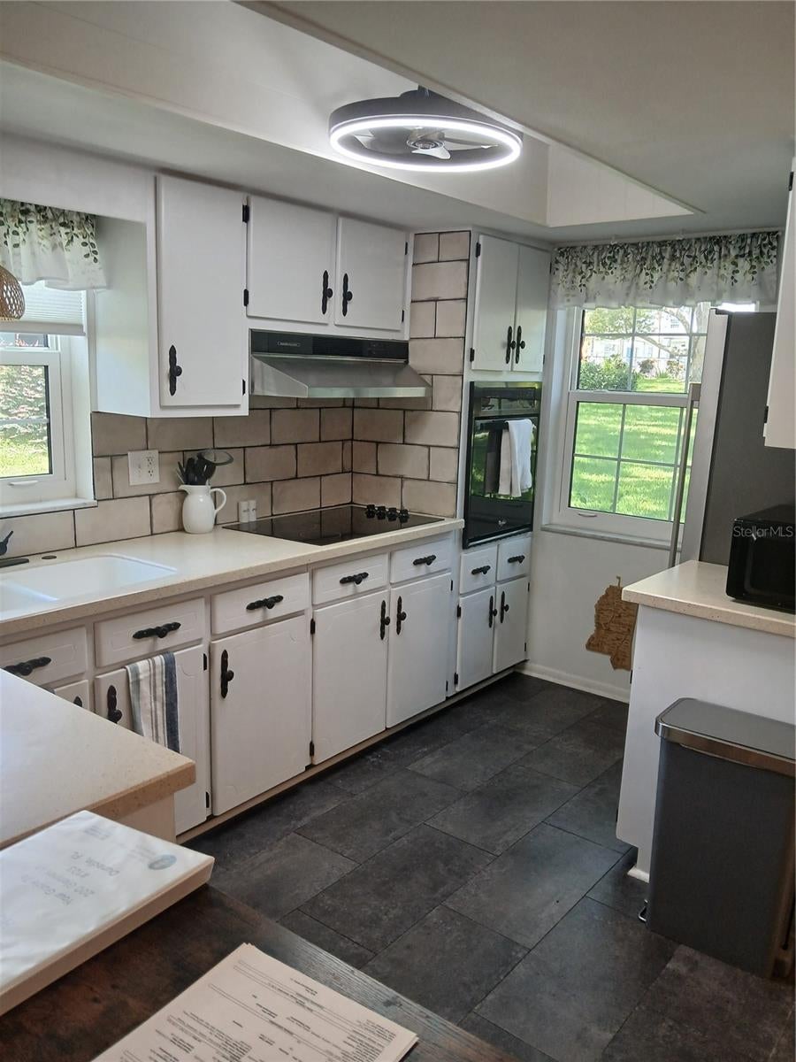 200 GLENNES LANE 103