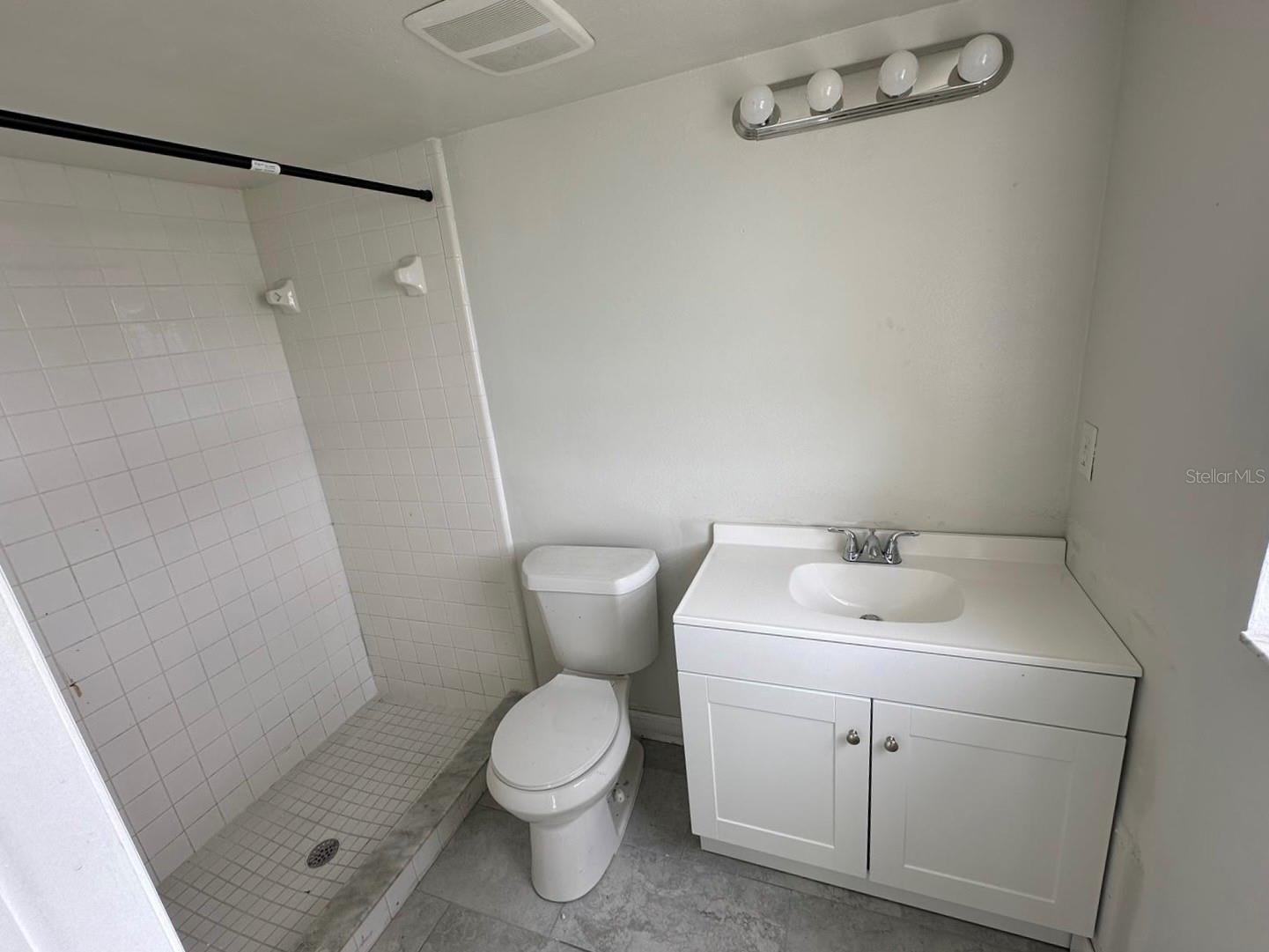 LAKEWOOD AT MEADOW WOODS PH 01 - Residential