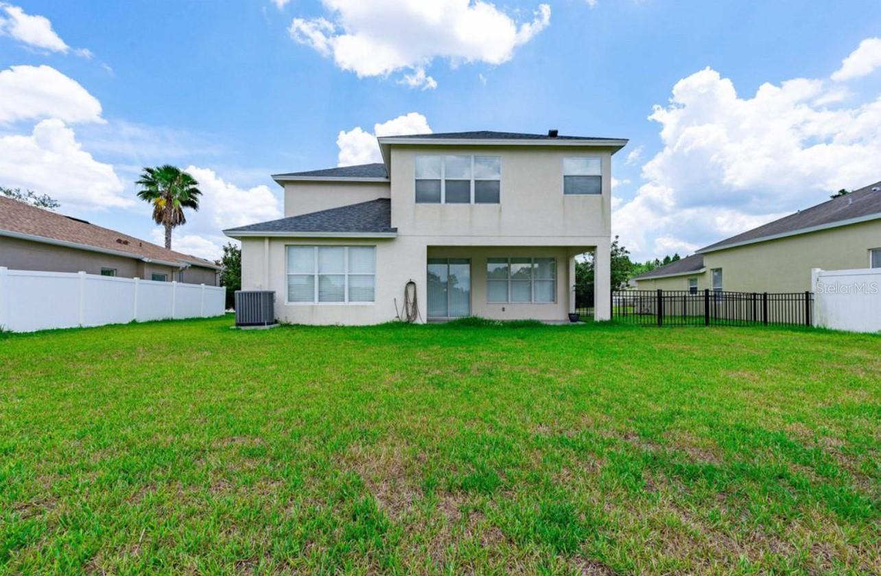 MEADOW POINTE 04 PRCL M - Residential Lease