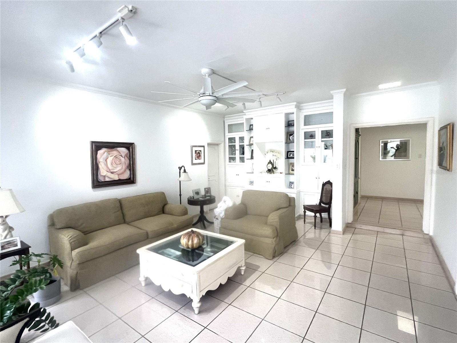 GARDEN HILLS - Residential