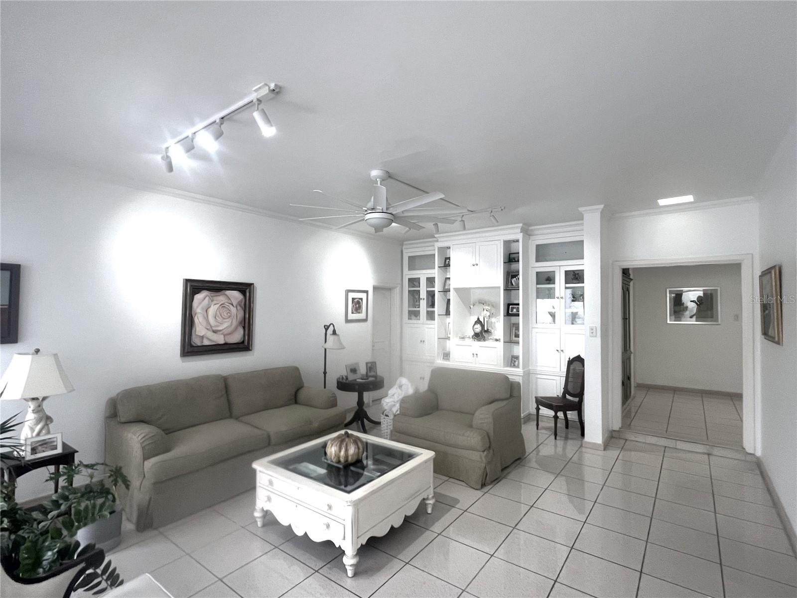 GARDEN HILLS - Residential