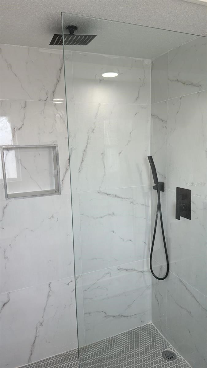 HOLIDAY LAKE ESTATES - Residential